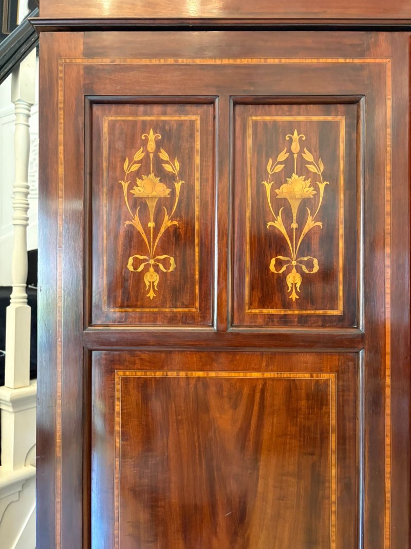 Large Antique Victorian Quality Inlaid Figured Mahogany 3 Door Wardrobe - Image 12